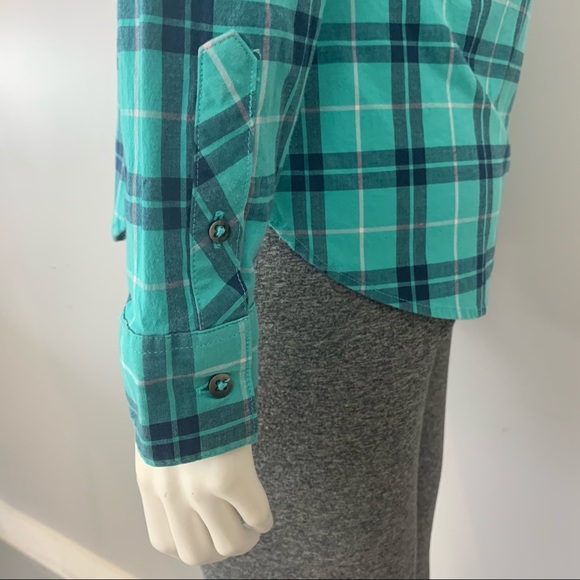 Under Armour Plaid Shirt - Picture 4 of 7